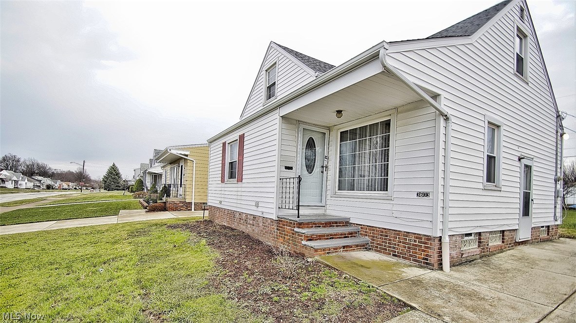 Lillian Helpers Chestnut Heights - Residential