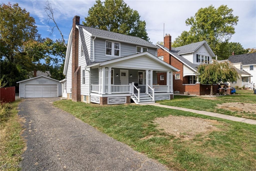 Photo of 1624 18th Street, Cuyahoga Falls, OH 44223 (MLS # 5165734)