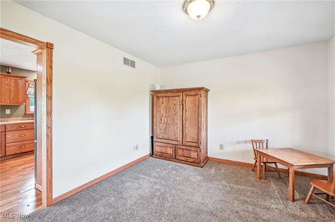 East Rochester, Ohio 44625, United States, 4 Bedrooms Bedrooms, ,2 BathroomsBathrooms,Residential,Active,169842