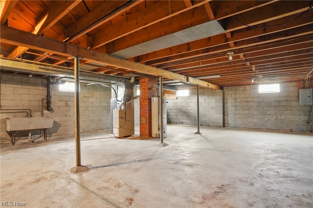 Mirror Lake - Residential