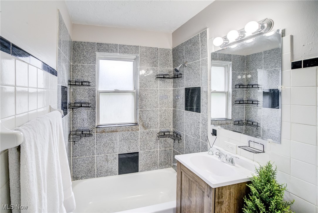 21411 Clare Avenue, Maple Heights, Ohio image 15