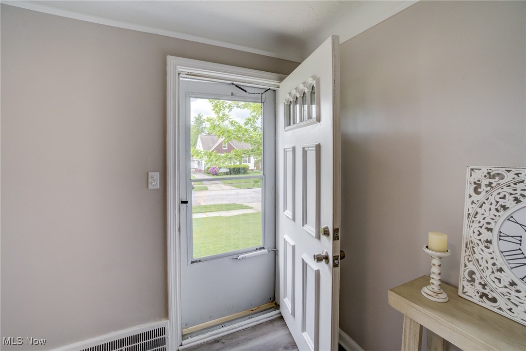 21411 Clare Avenue, Maple Heights, Ohio image 2