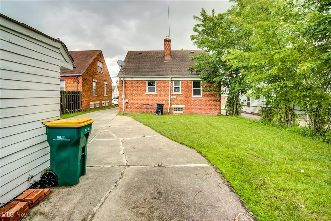 21411 Clare Avenue, Maple Heights, Ohio image 38