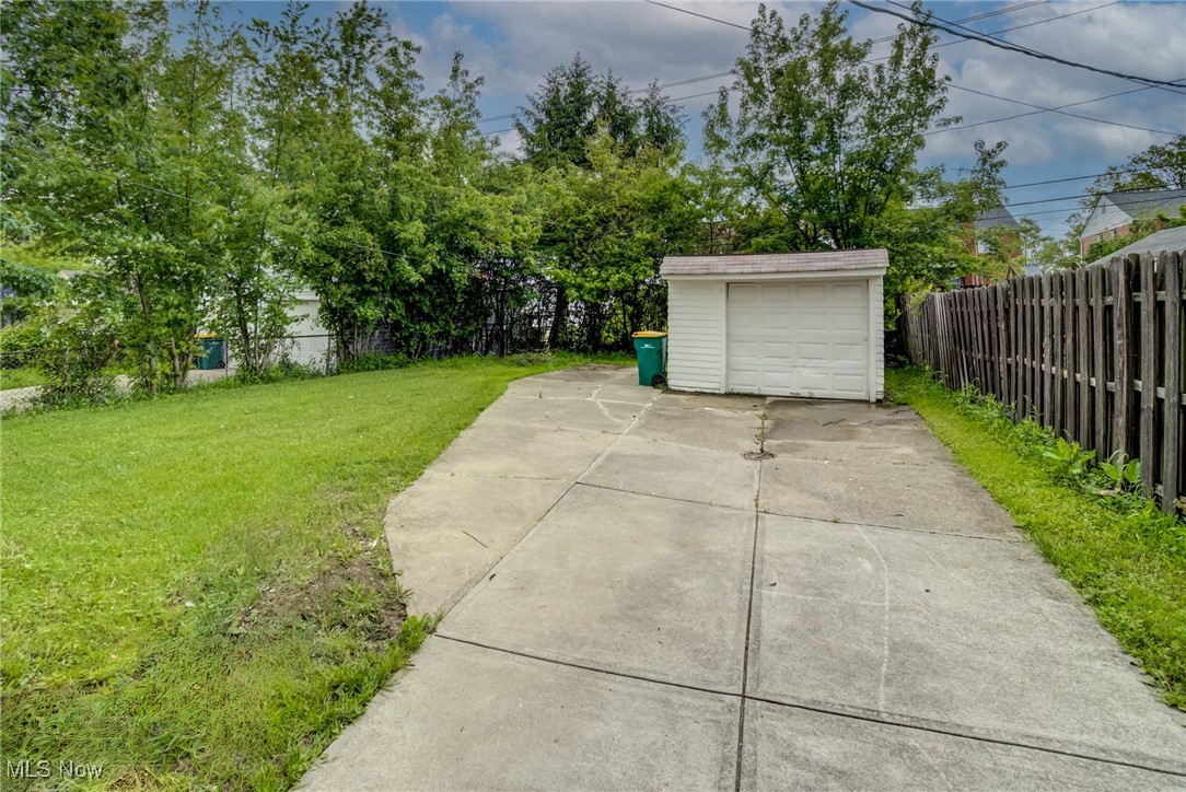 21411 Clare Avenue, Maple Heights, Ohio image 36