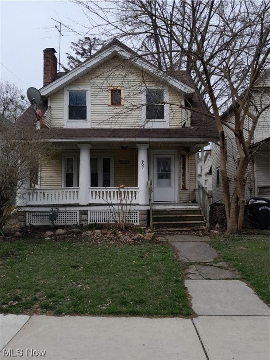 Recently vacated single family home in great location.  Previously rented for $1000 per month.  Lots of updates and newer mechanicals.