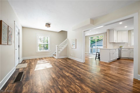 Tiny photo for 1320 Saint Charles AVE, Lakewood, OH 44107 (MLS # 5255998)
