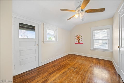 Tiny photo for 1320 Saint Charles AVE, Lakewood, OH 44107 (MLS # 5255998)