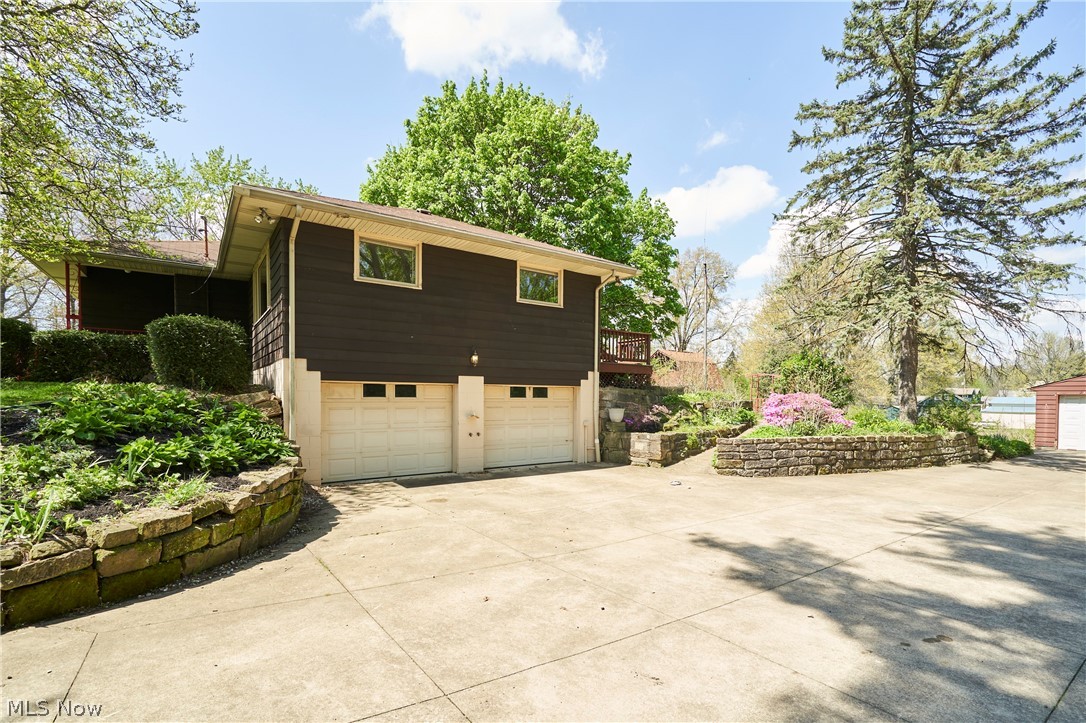 647 Killian Road