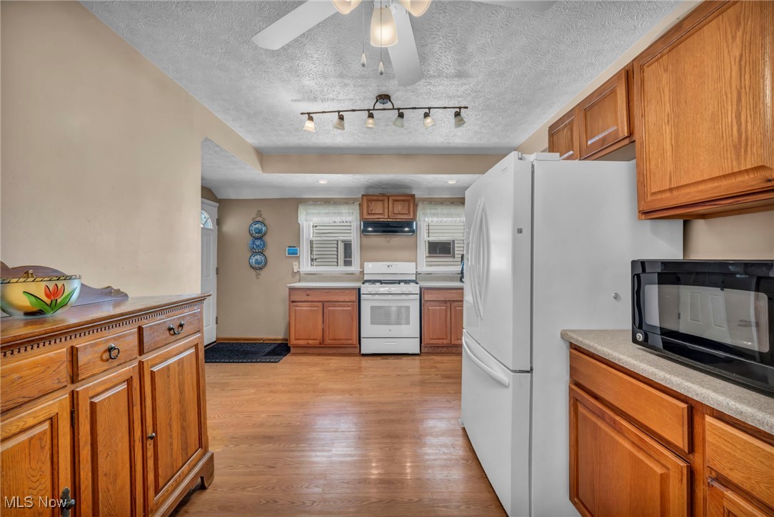4762 S Hills Drive, Cleveland, Ohio image 10