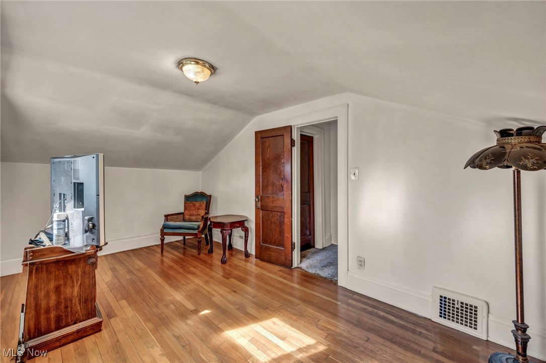 4762 S Hills Drive, Cleveland, Ohio image 25