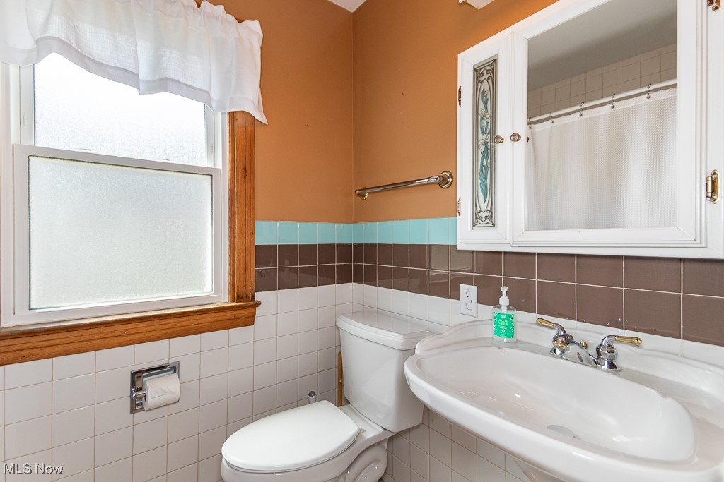 4640 Highland Drive, Willoughby, Ohio image 16