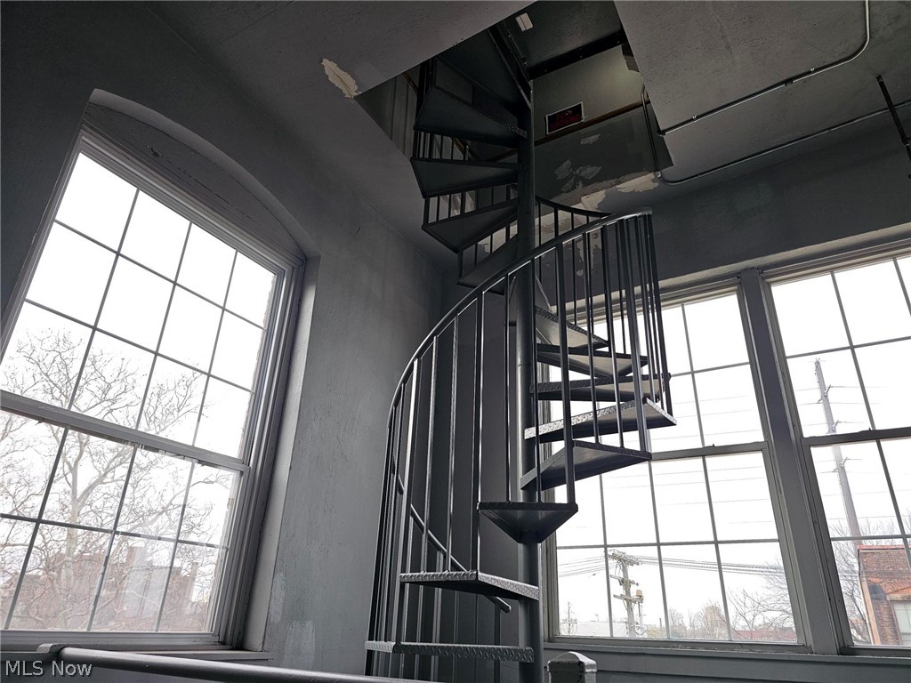 Loftworks Condo Ph 1 - Residential