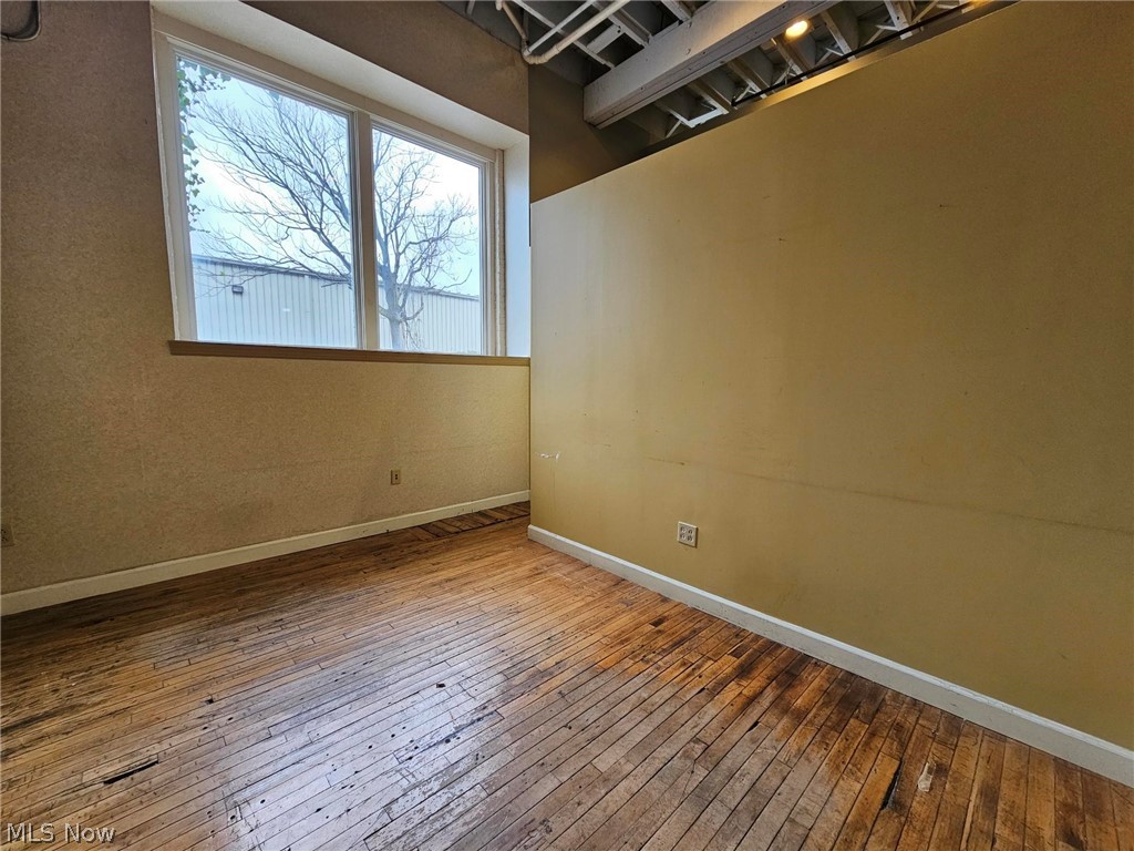 Loftworks Condo Ph 1 - Residential