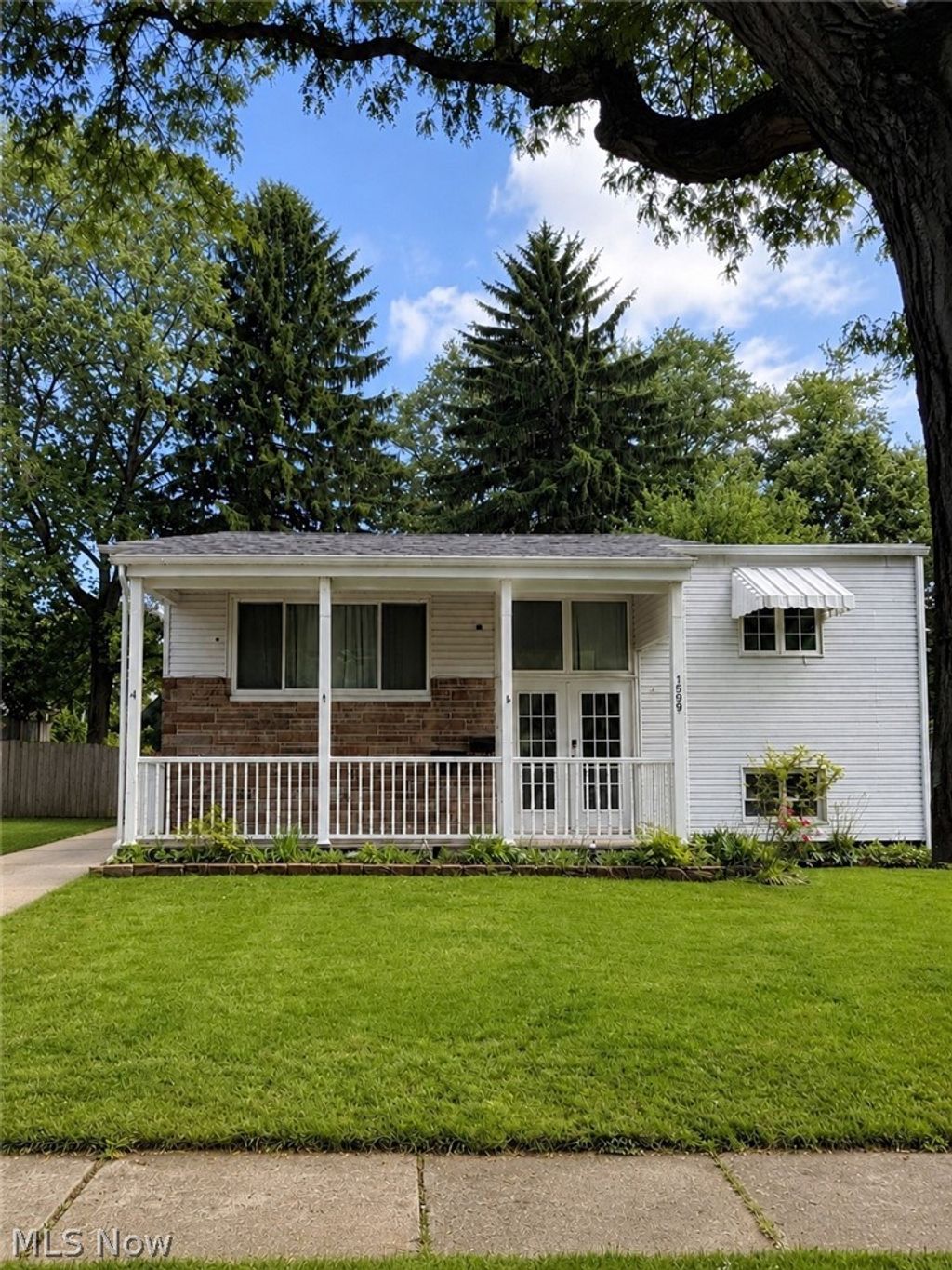 Photo of 1599 Herkender Avenue, Akron, OH 44310 (MLS # 5213858)