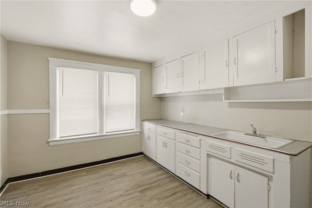 515 E 143rd Street Upstairs