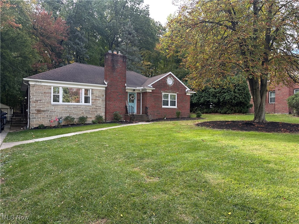 4001 W Ridgewood Drive