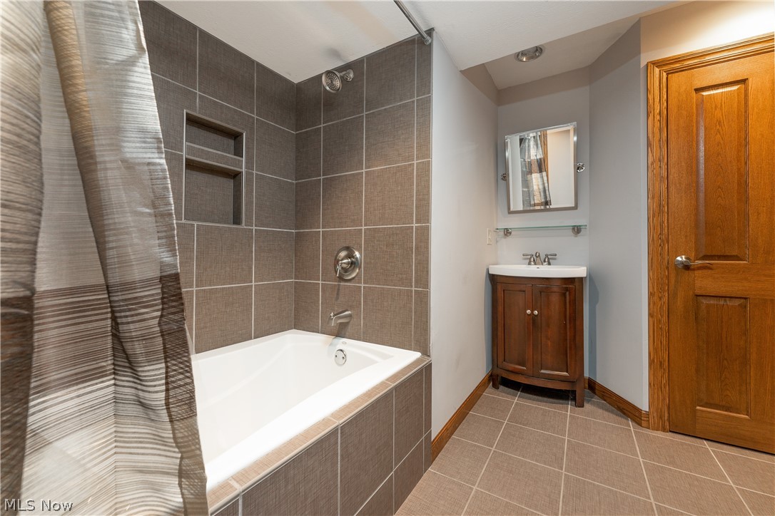 Glenmoor Estates - Residential