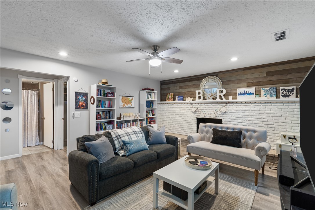 R & R Land Co - Residential