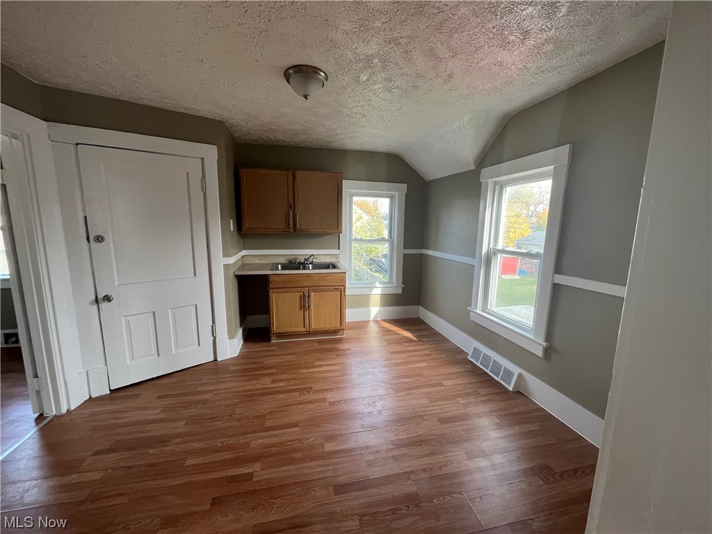 James M Hoyts Sub - Residential Income