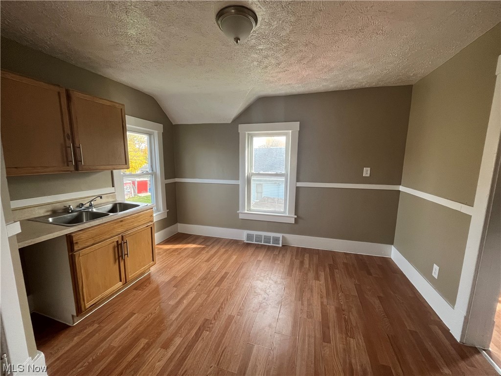 James M Hoyts Sub - Residential Income