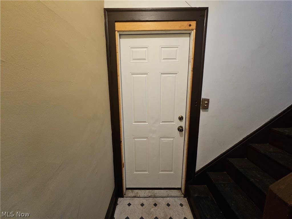 Photo of 3430 Beechwood Avenue, Cleveland Heights, OH 44118 (MLS # 5223328)