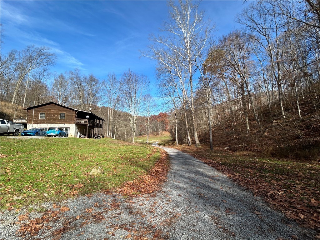 2886 Ossia Road, Duck, West Virginia image 2