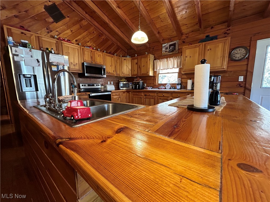 2886 Ossia Road, Duck, West Virginia image 5