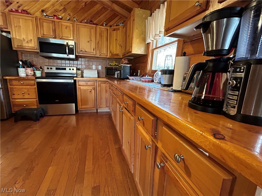 2886 Ossia Road, Duck, West Virginia image 4