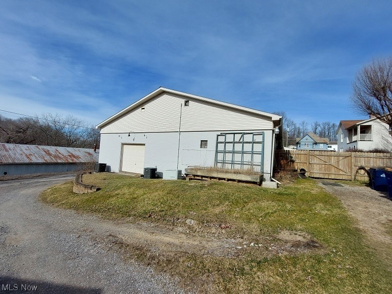 8306 State Route 43
