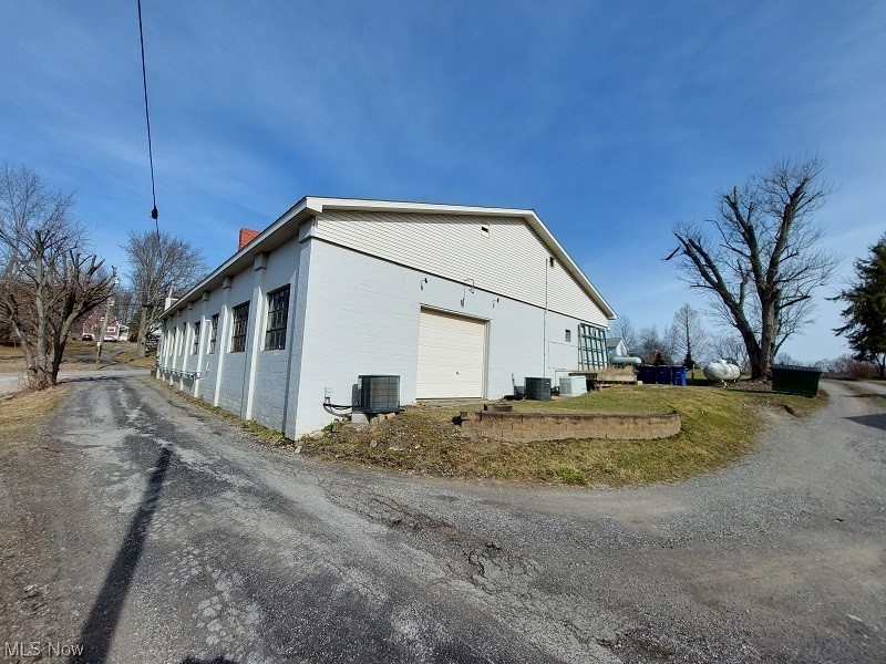 8306 State Route 43