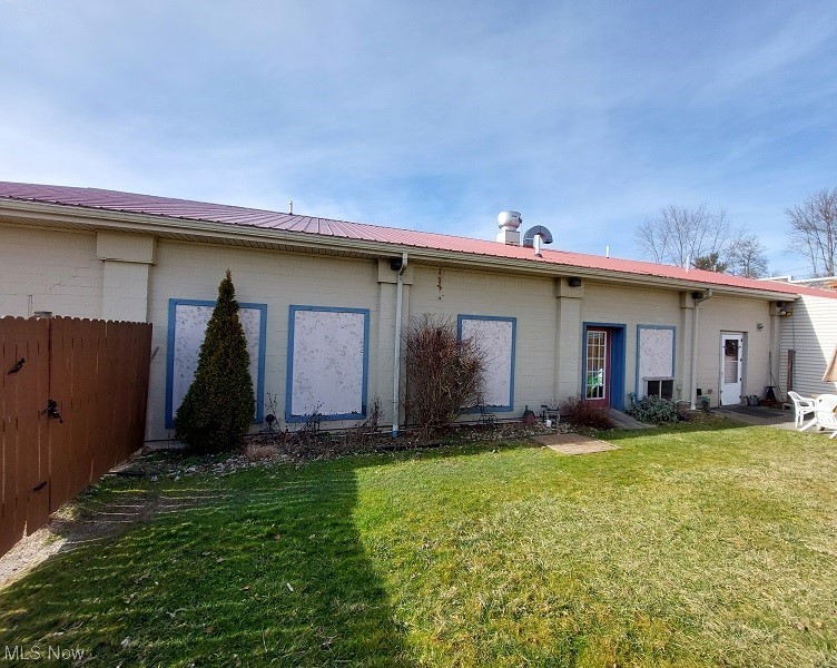 8306 State Route 43
