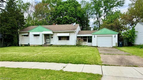 Homes For Sale - 1101 Fess Avenue<br/> Akron, OH 44307