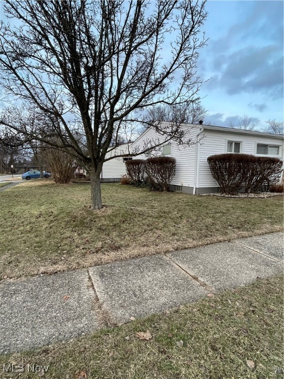 859 Sutherland Avenue, Akron, Ohio image 2