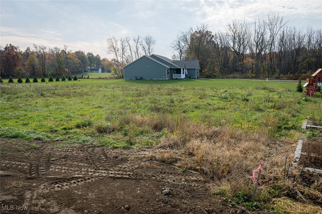 747 Grandview Circle, Hartville, Ohio image 3