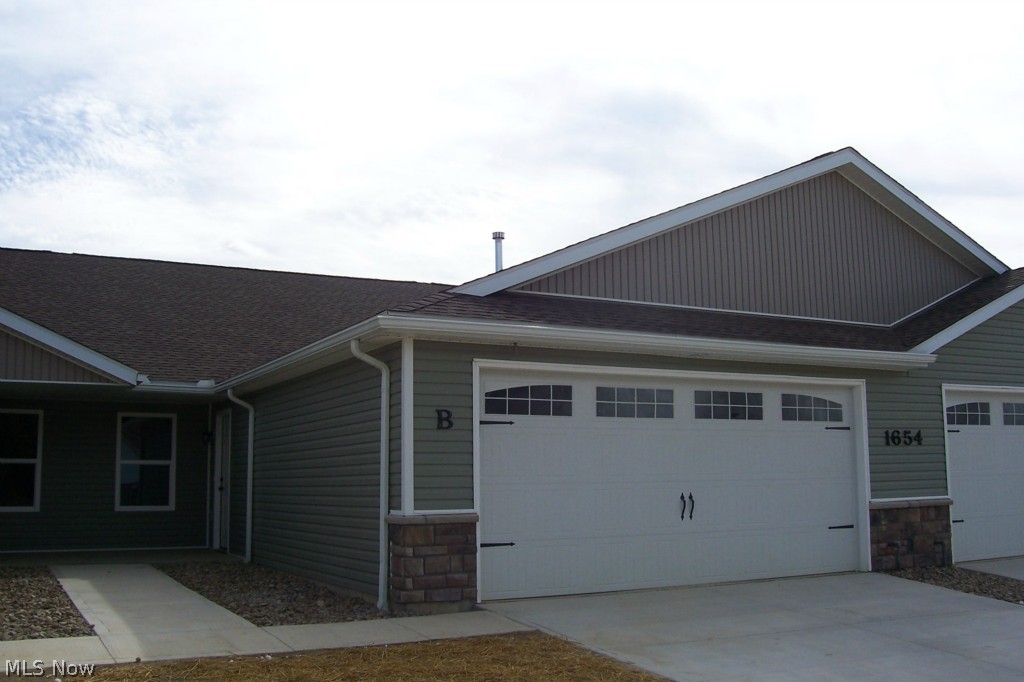 Bricker Farm Plat #6 - Residential Lease