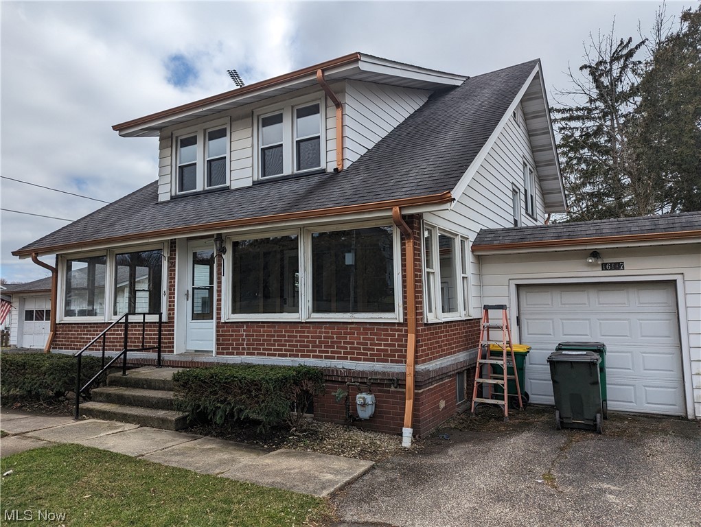 Village/Middlefield - Residential Lease