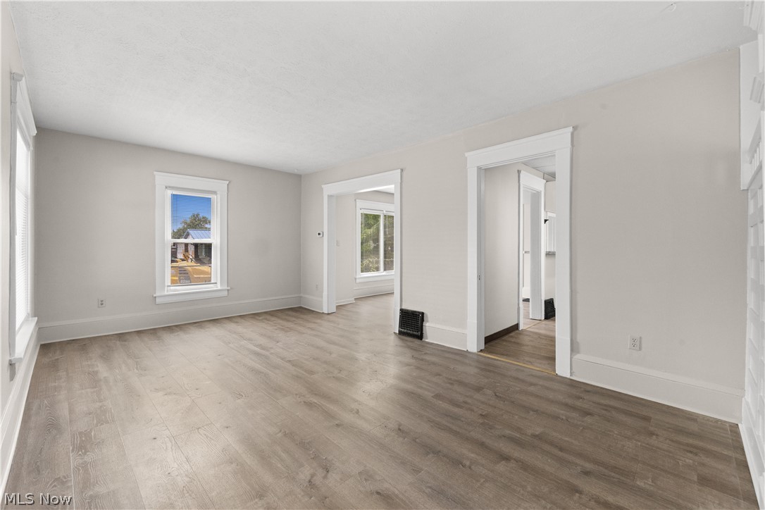 1053 Wyley Avenue