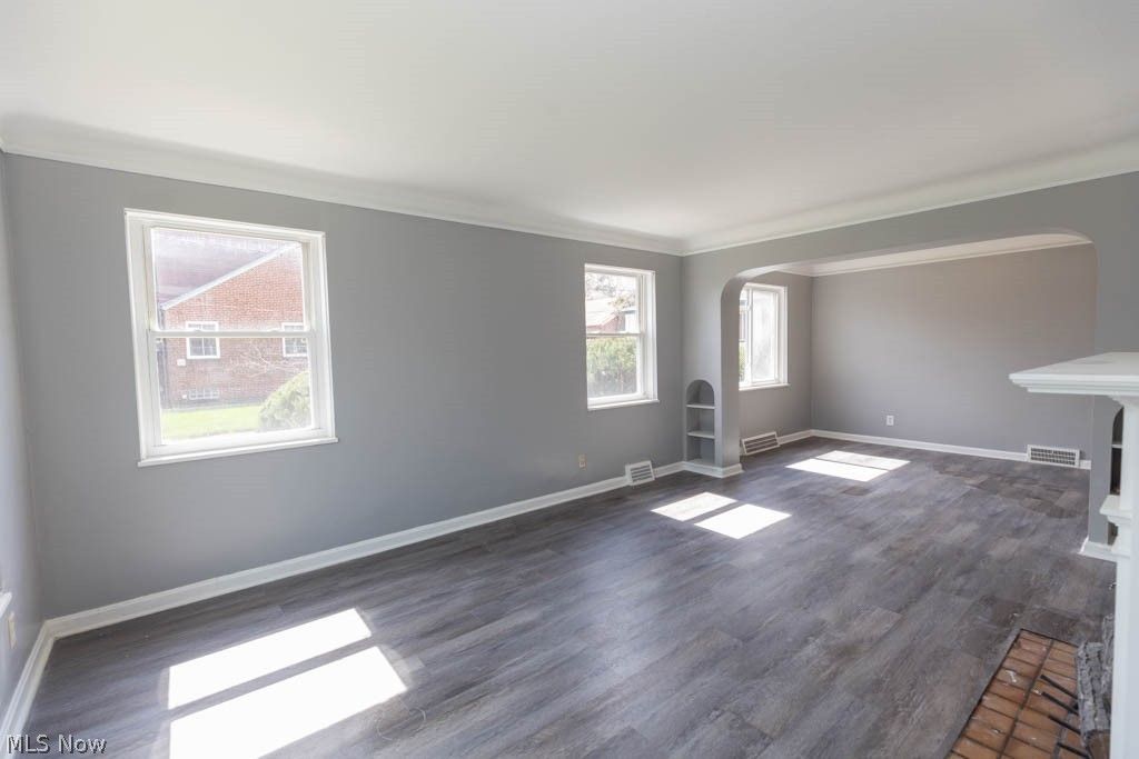 Photo of 3596 Warren Road, Cleveland, OH 44111 (MLS # 5199348)