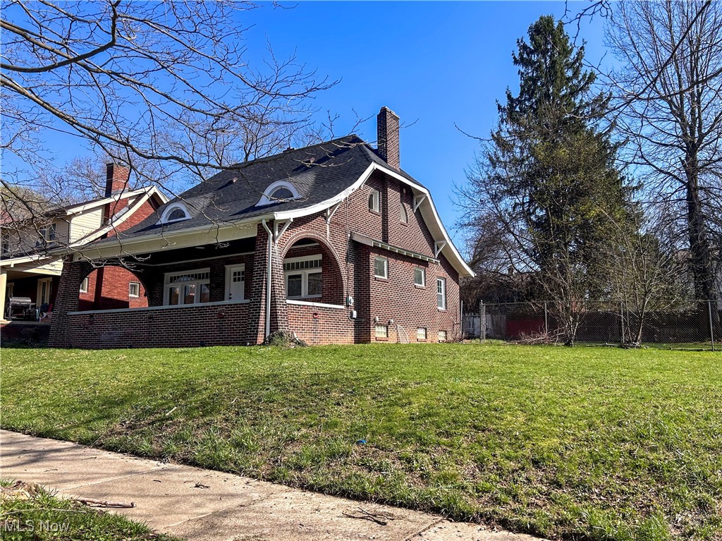 735 Linwood Avenue, Youngstown, Ohio image 2
