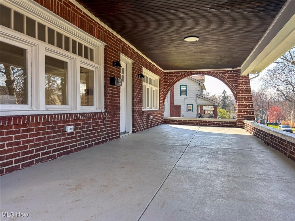 735 Linwood Avenue, Youngstown, Ohio image 3