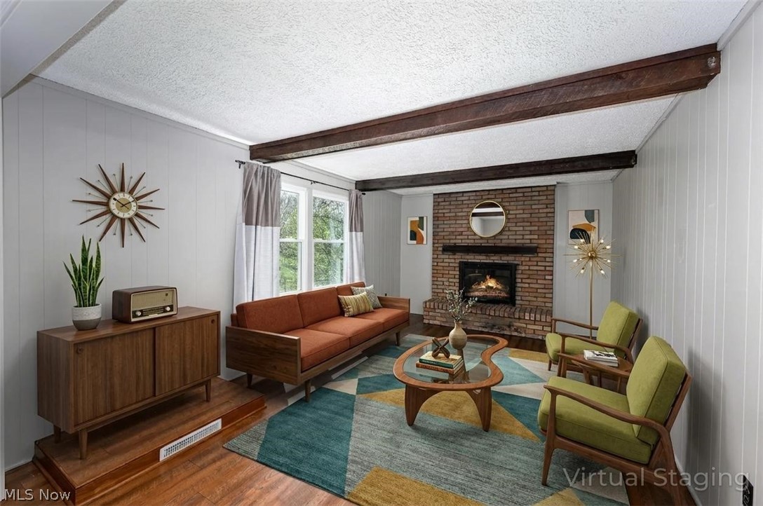 Williamsburg Village Estates - Residential