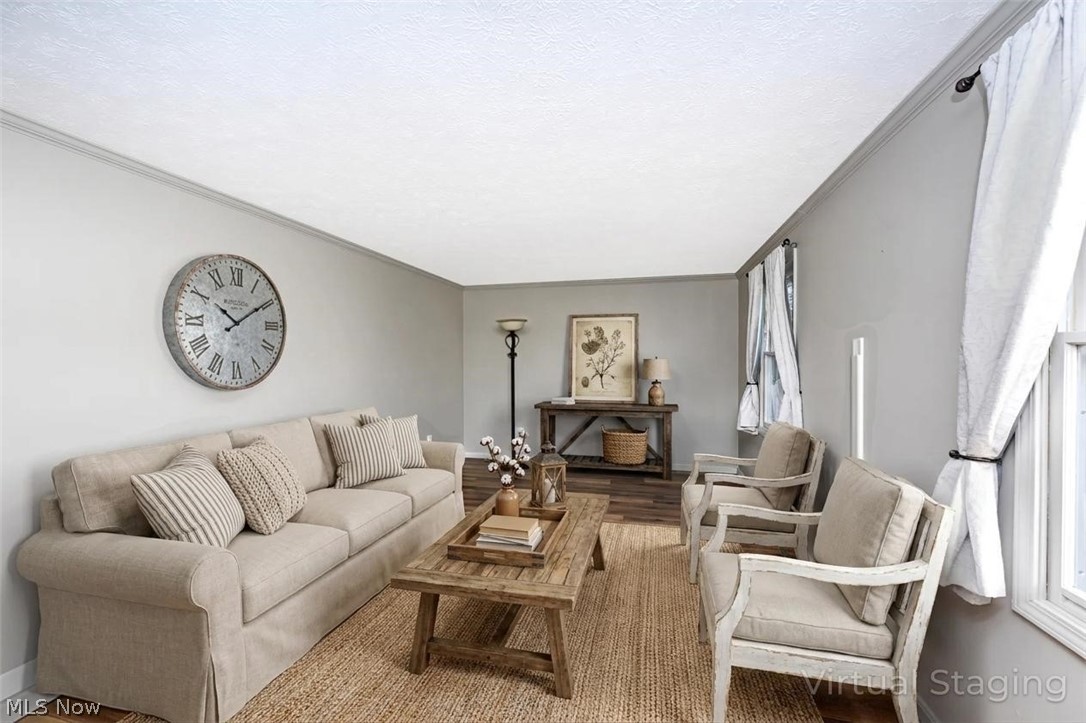 Williamsburg Village Estates - Residential