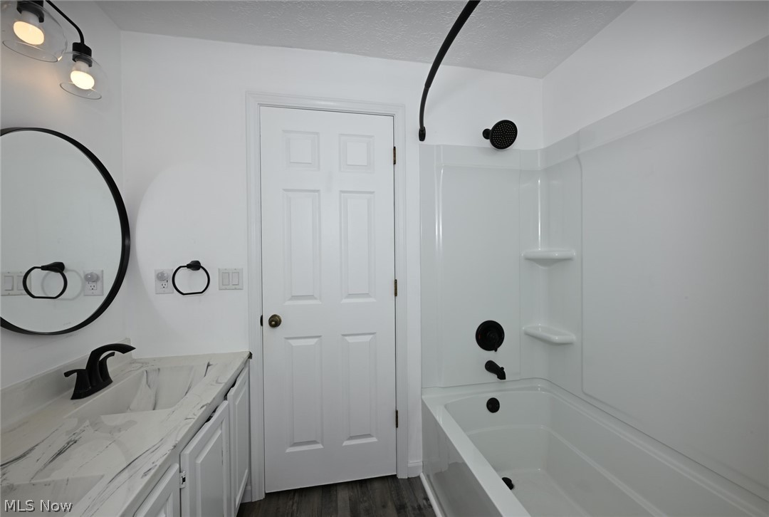 Williamsburg Village Estates - Residential