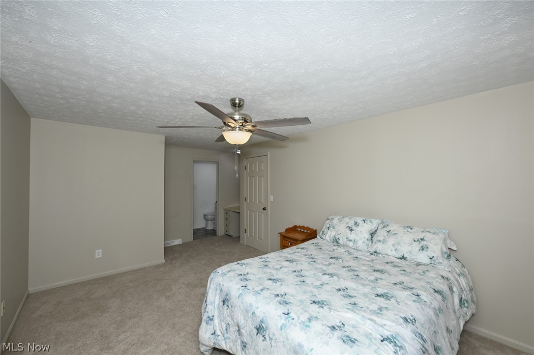 Williamsburg Village Estates - Residential