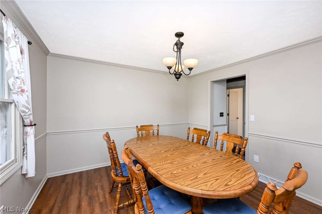 Williamsburg Village Estates - Residential