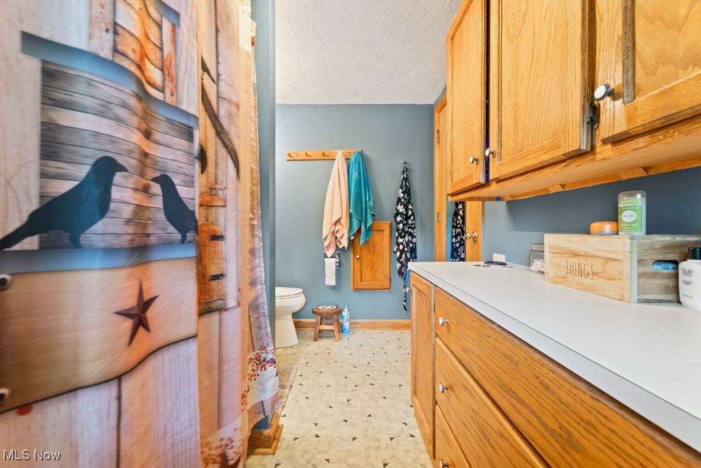 664 W Oregon Avenue, Sebring, Ohio image 16
