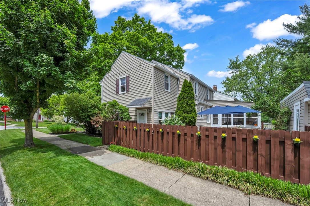 1167 Croyden Road
