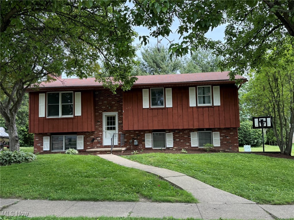 475 Lockport Avenue, New Philadelphia, Ohio image 1