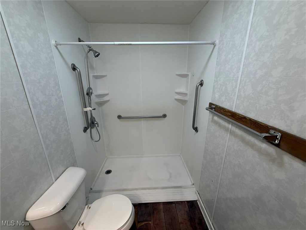 475 Lockport Avenue, New Philadelphia, Ohio image 11