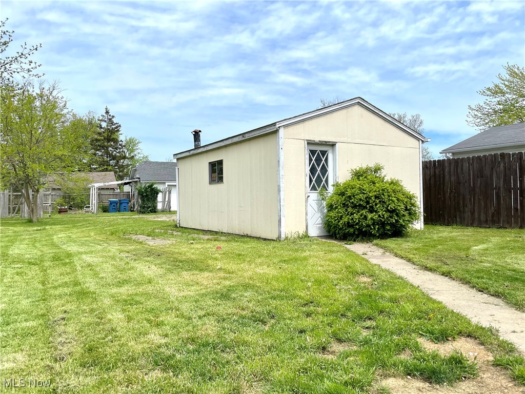 931 F Street, Lorain, Ohio image 23